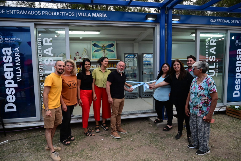 Villa María: El Mercado Impulsar ya funciona en el Parque Pereira y Domínguez