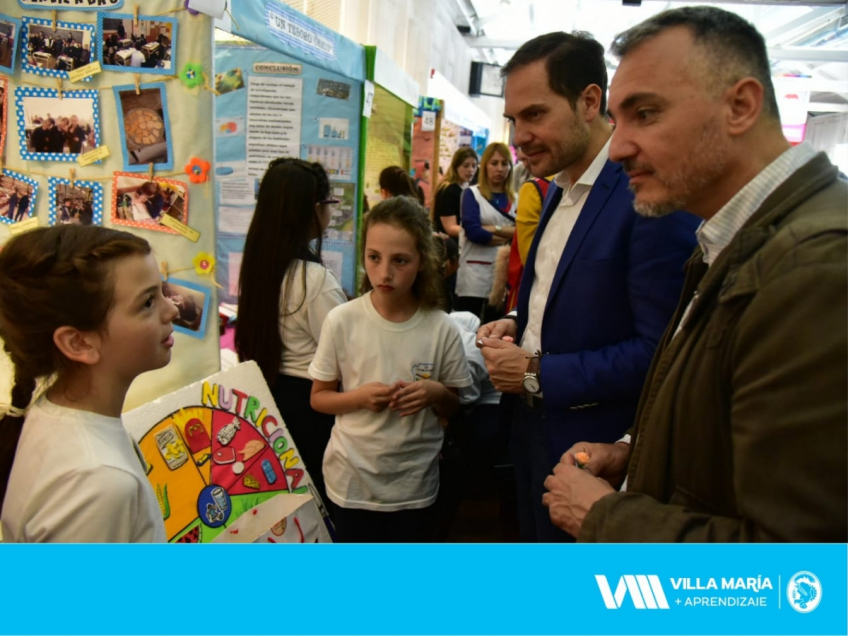 Villa María: Gill recorrió los trabajos presentados en la Instancia Zonal de la Feria Provincial de Ciencias y Tecnología