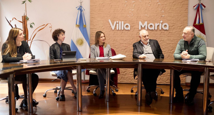 Villa María: Por más innovación educativa, el Intendente Accastello se reunió con la rectora de la Universidad Siglo XXI