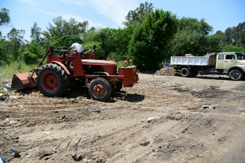 Villa María: Finalizan las tareas de limpieza en Barrancas del Río y se plantarán algarrobos, espinillos y talas