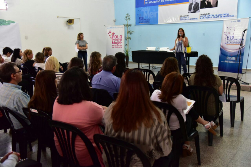 Villa María: Con un taller para fortalecer el trabajo en red, iniciaron las actividades por la Semana de Lucha contra la Violencia de Género