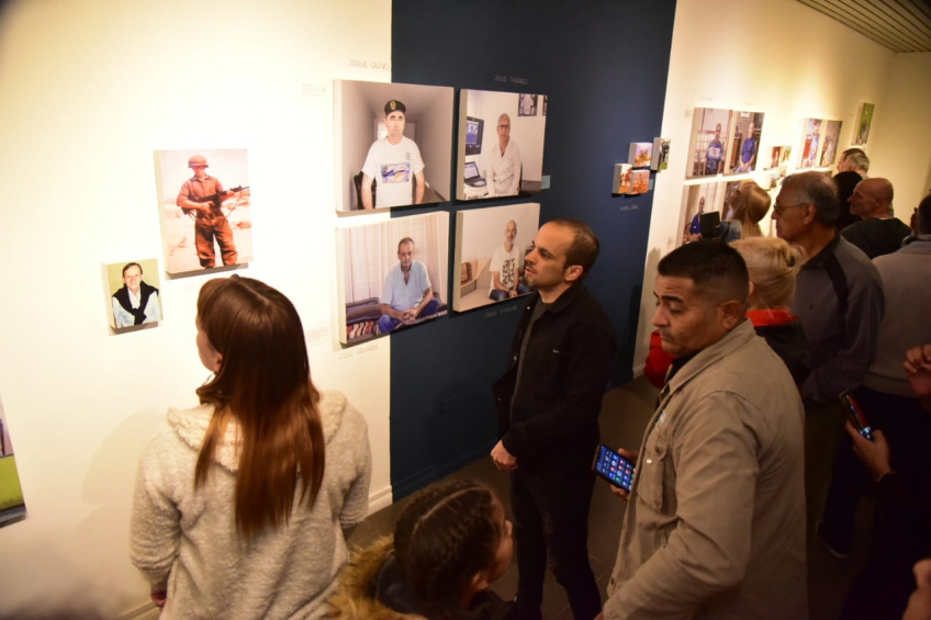Villa María: Alrededor de 600 personas ya visitaron la muestra Retratos de Malvinas en el Museo Municipal Bonfiglioli