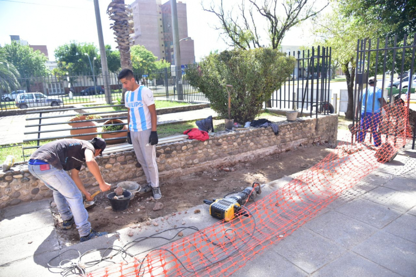 Villa María: A través del FODEMEEP, continúan los trabajos de arreglos y refacción en 4 jardines de infantes y escuelas