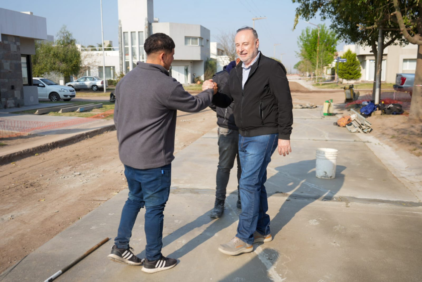 Villa María: Plan de Pavimentación en los Barrios: Continúa la obra para mejorar la calidad de vida de los vecinos en barrio Ramón Carrillo